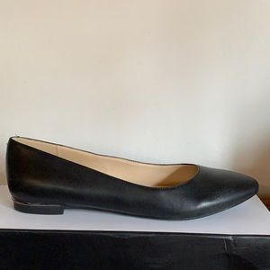 Nine West Corrine Black Flat Size: 8.5